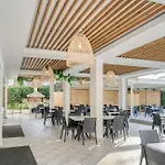 Poseidon Hotel 3*